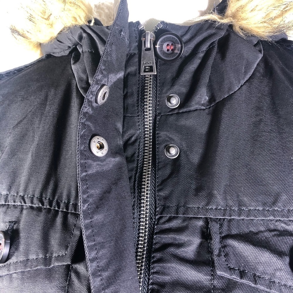 LEVI’S Faux Fur Trim Sherpa Lined Parka Coat - Picture 15 of 15